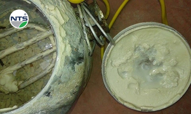 Dấu hiệu dễ nhận biết nước bị nhiễm đá vôi Dấu hiệu dễ nhận biết nước bị nhiễm đá vôi