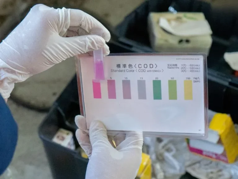 NTS tiến hành phân tích nước thải